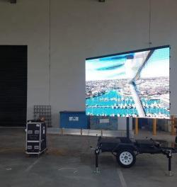 Дисплей LED уличный P5 3.84x2.24 м с аудиосистемой (арт. 26-2002263)