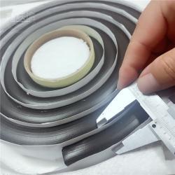 Лента бутиловая двусторонняя черно-серая для уплотнения окон авто (арт. 26-1902215)
